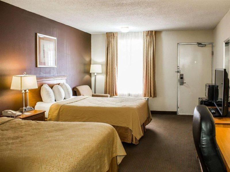 Red Roof Inn Dunn Bagian luar foto