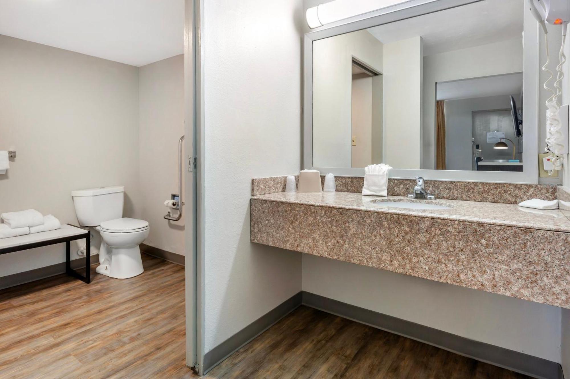 Red Roof Inn Dunn Bagian luar foto