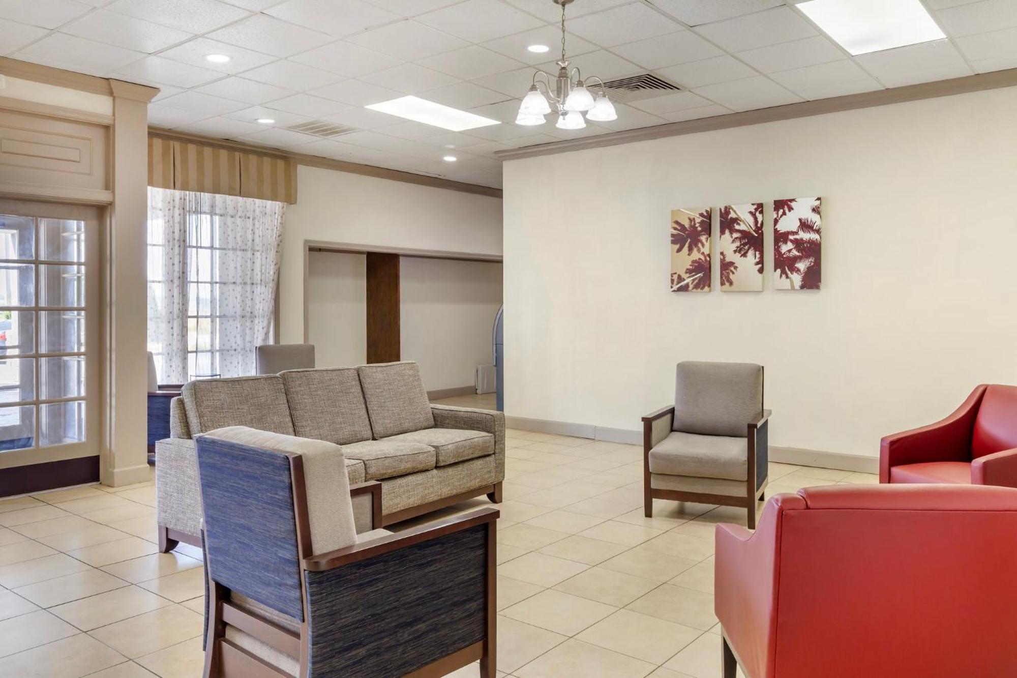 Red Roof Inn Dunn Bagian luar foto